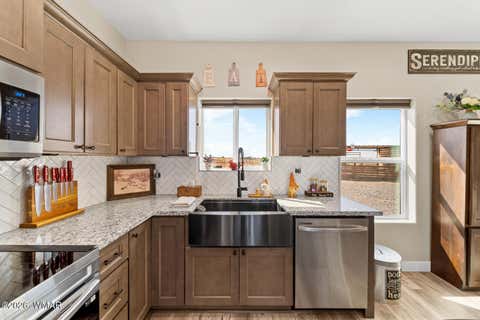 Tiny photo for 660 S Foothills Boulevard, Taylor, AZ 85939 (MLS # 260808)