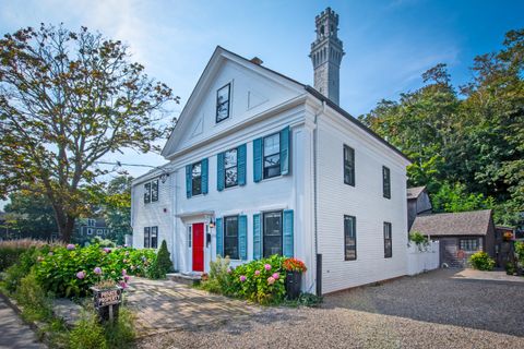 Photo of 116 Bradford Street #U1, Provincetown, MA 02657 (MLS # 22504813)