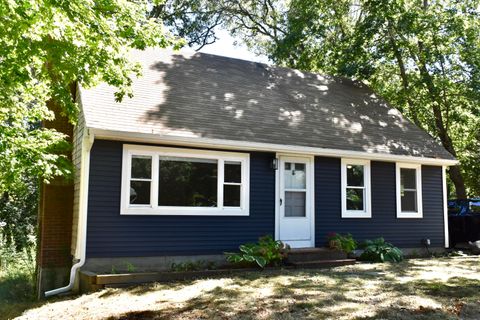 Photo of 296 Lincoln Road, Hyannis, MA 02601 (MLS # 22504366)