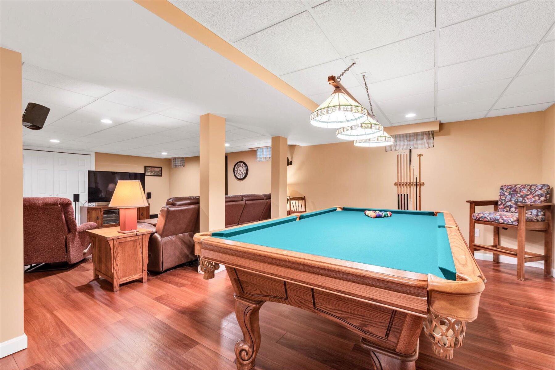 Hyannis, Massachusetts 02601, United States, 3 Bedrooms Bedrooms, ,3 BathroomsBathrooms,Residential,Active,147519