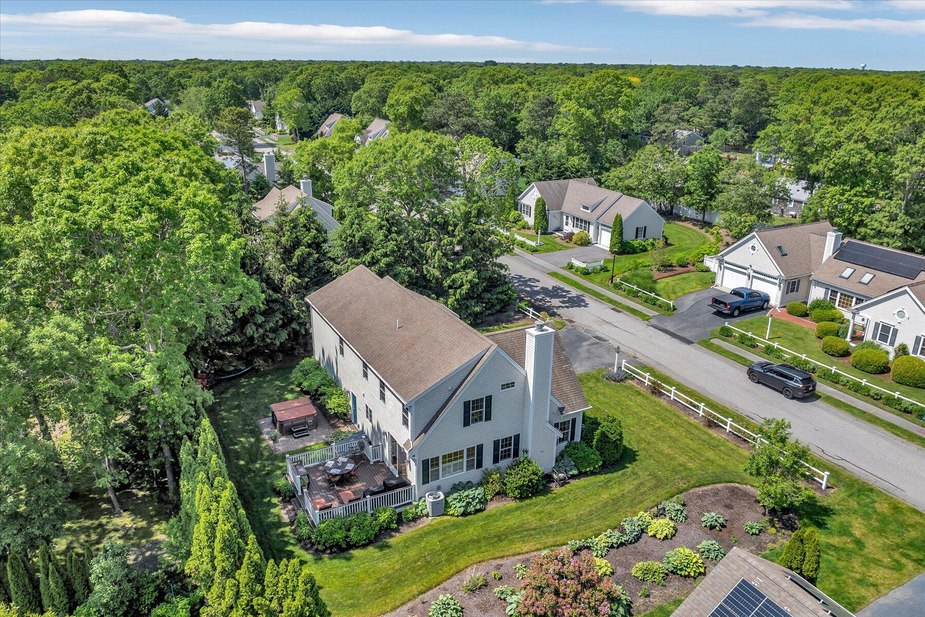 Hyannis, Massachusetts 02601, United States, 3 Bedrooms Bedrooms, ,3 BathroomsBathrooms,Residential,Active,147519