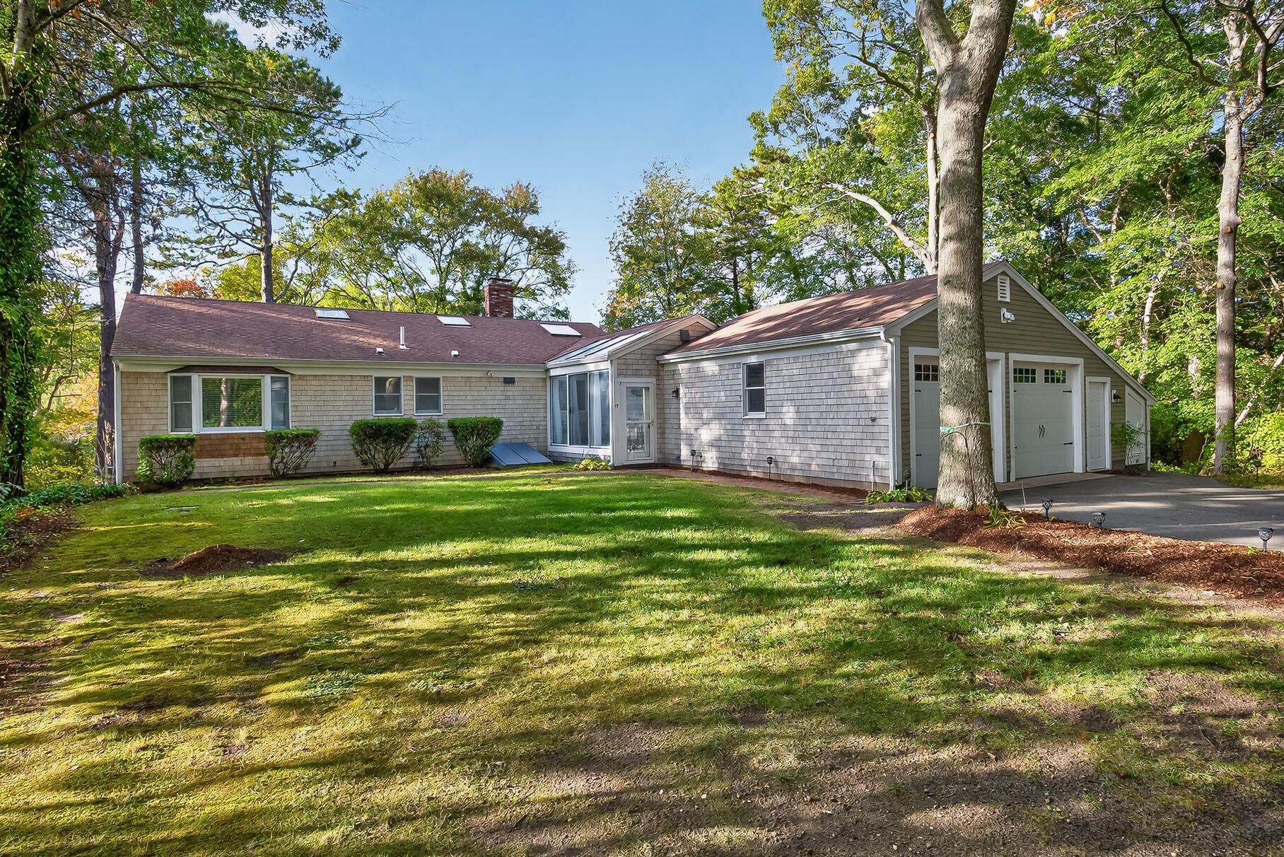 17,17A,17B Cranberry Lane