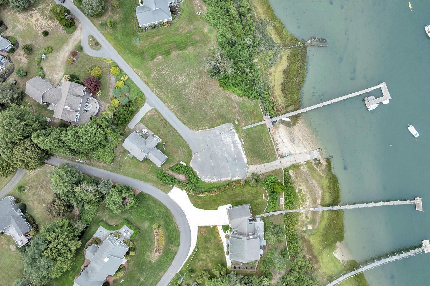 80 Cove Road