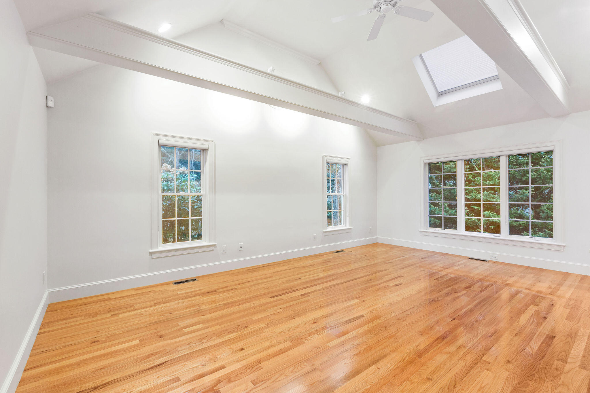 Marstons Mills, Massachusetts 02648, United States, 4 Bedrooms Bedrooms, ,5 BathroomsBathrooms,Residential,Active,110429