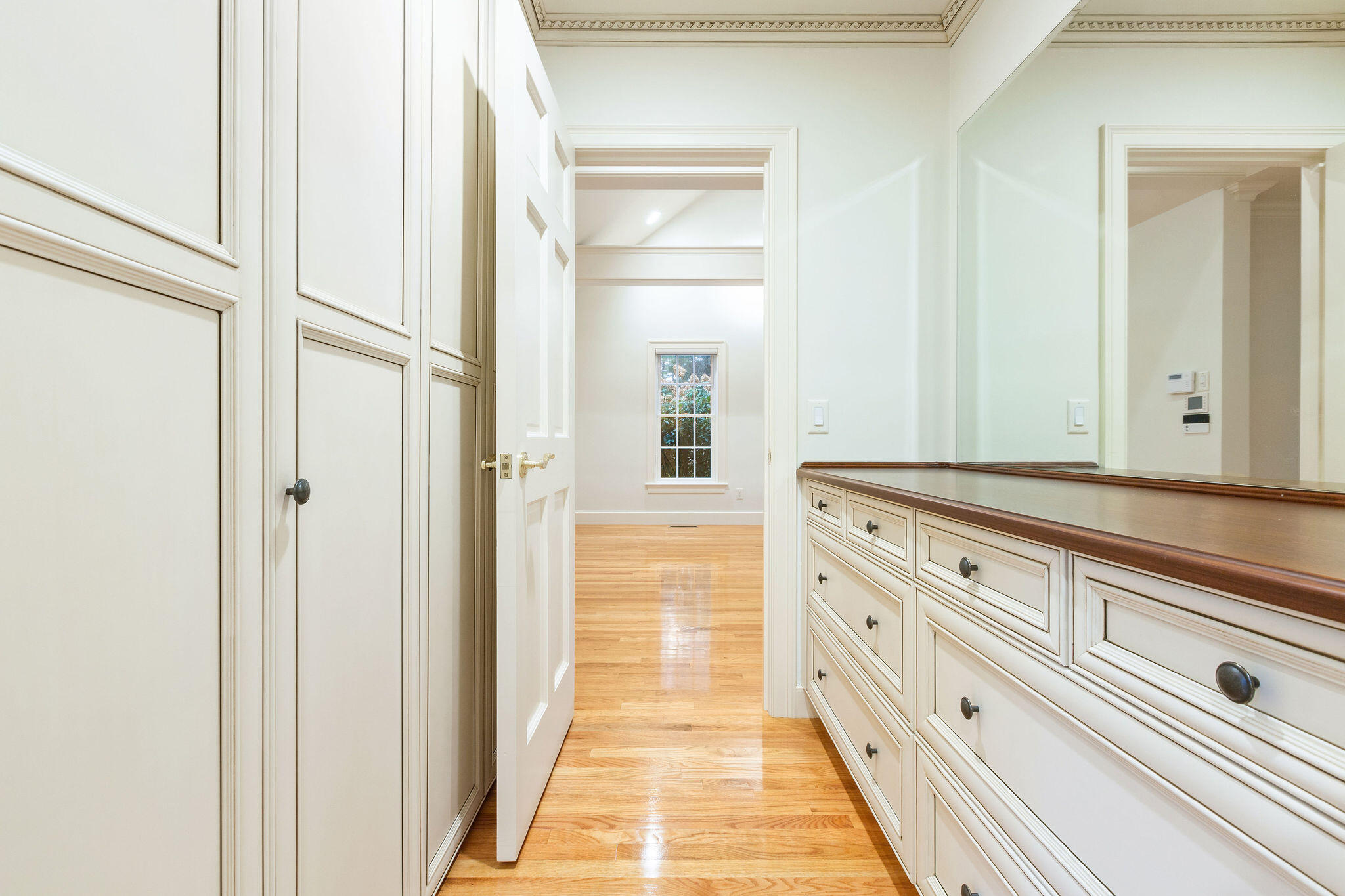 Marstons Mills, Massachusetts 02648, United States, 4 Bedrooms Bedrooms, ,5 BathroomsBathrooms,Residential,Active,110429