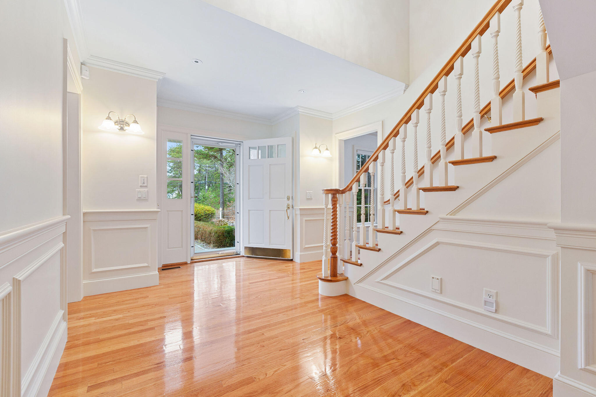 Marstons Mills, Massachusetts 02648, United States, 4 Bedrooms Bedrooms, ,5 BathroomsBathrooms,Residential,Active,110429