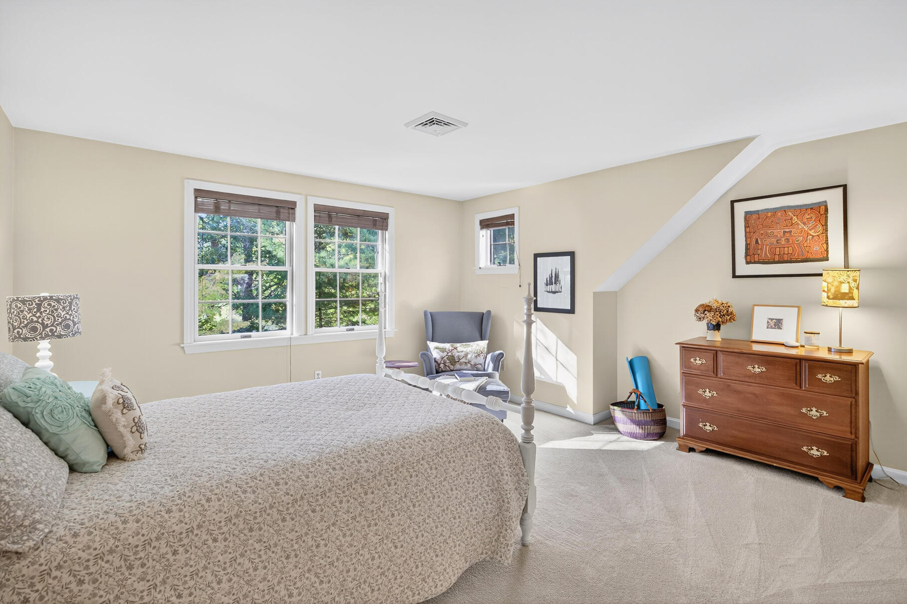 Orleans, Massachusetts 02653, United States, 4 Bedrooms Bedrooms, ,3 BathroomsBathrooms,Residential,Active,224746