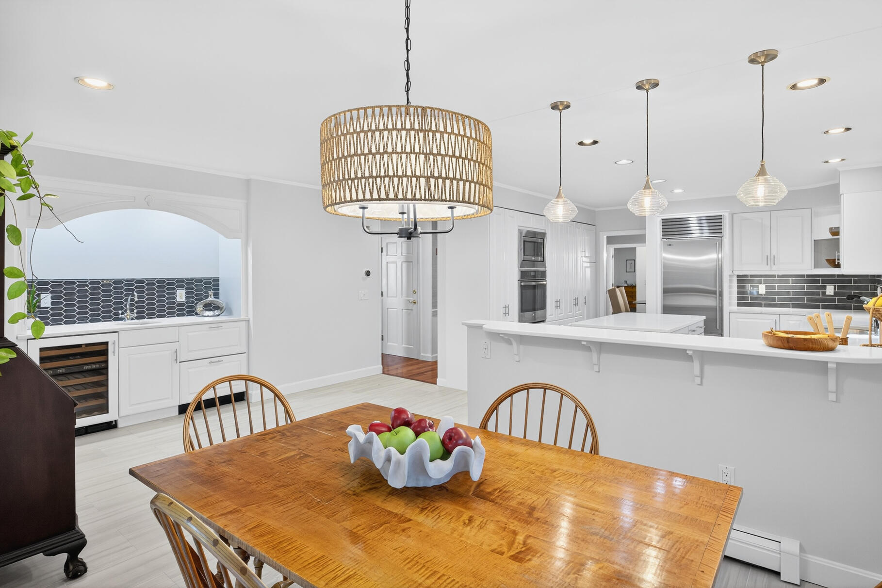 Orleans, Massachusetts 02653, United States, 4 Bedrooms Bedrooms, ,3 BathroomsBathrooms,Residential,Active,224746