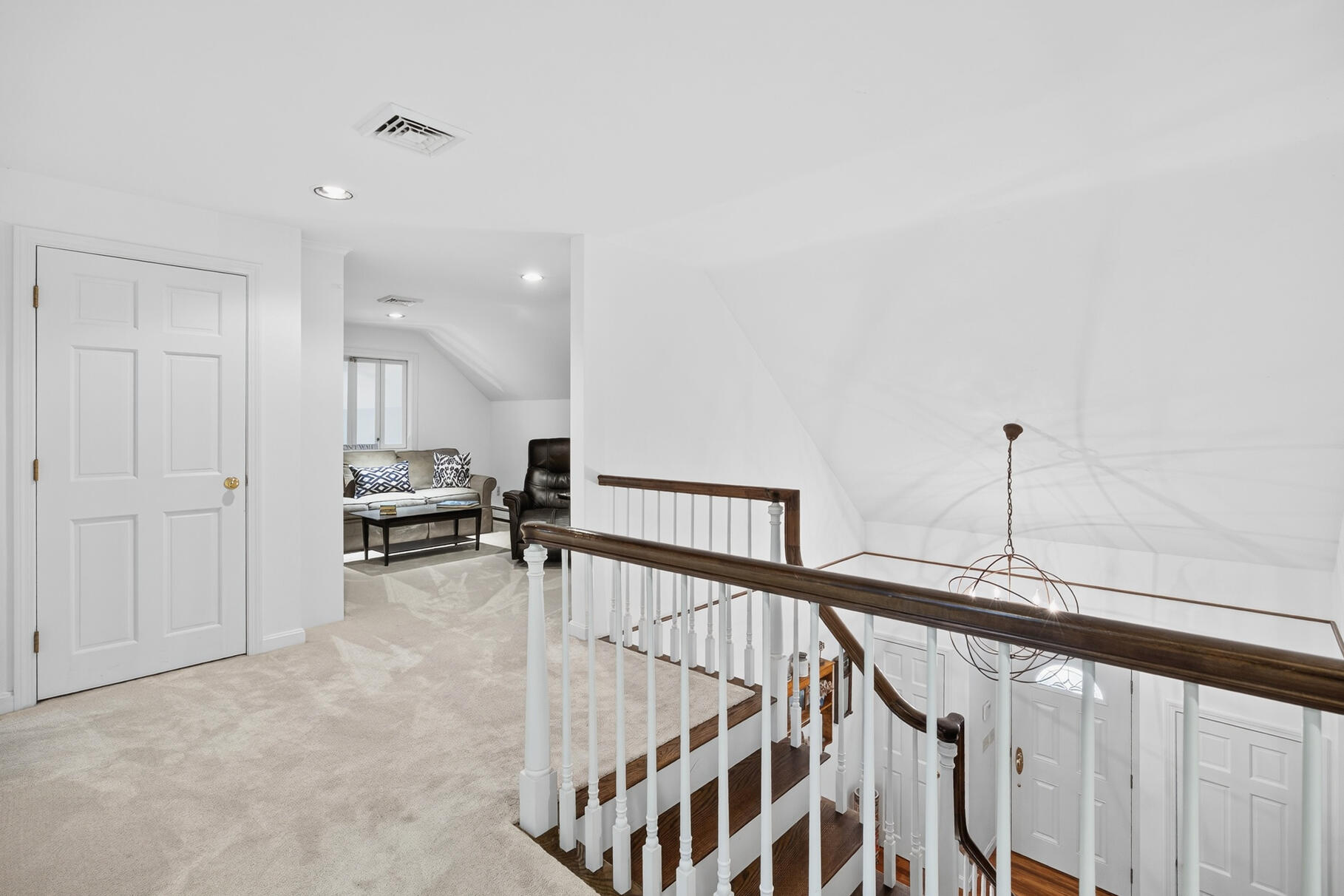 Orleans, Massachusetts 02653, United States, 4 Bedrooms Bedrooms, ,3 BathroomsBathrooms,Residential,Active,224746