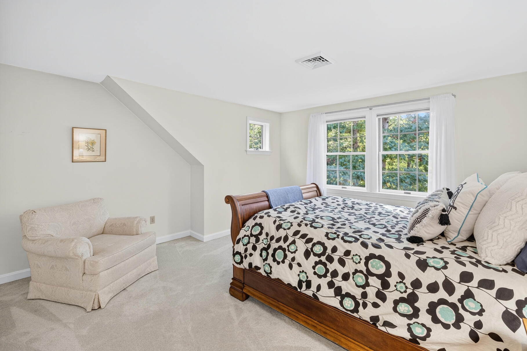 Orleans, Massachusetts 02653, United States, 4 Bedrooms Bedrooms, ,3 BathroomsBathrooms,Residential,Active,224746