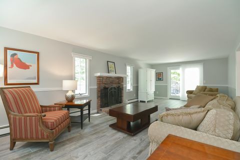 Single Family Residence in East Falmouth MA 11 Village Lane 8.jpg