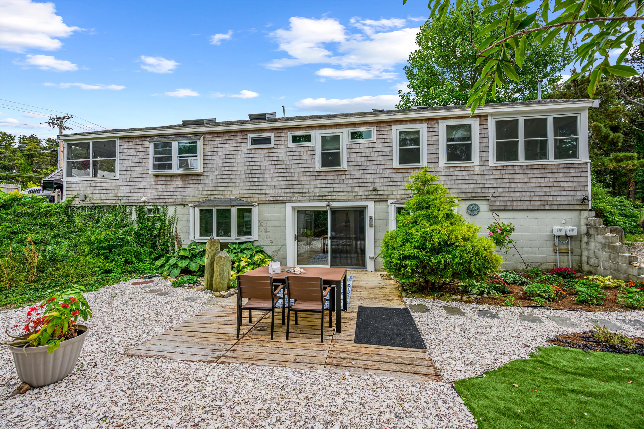 82 Shore Road UNIT 12