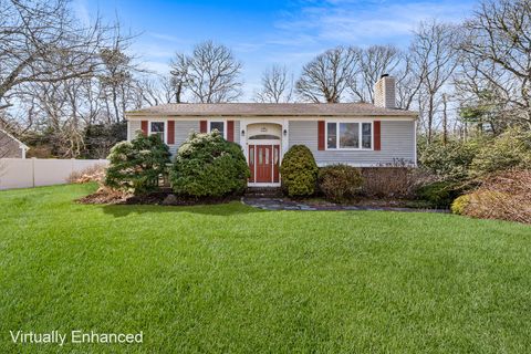 Photo of 15 Pine Valley Road, Hyannis, MA 02601 (MLS # 22601467)