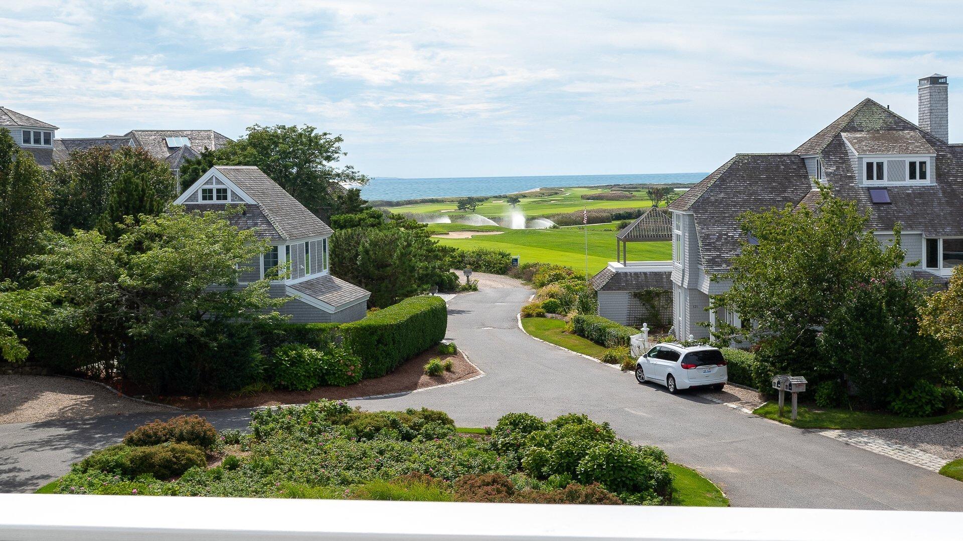 Mashpee, Massachusetts 02649, United States, 4 Bedrooms Bedrooms, ,4 BathroomsBathrooms,Residential,Pending,82478