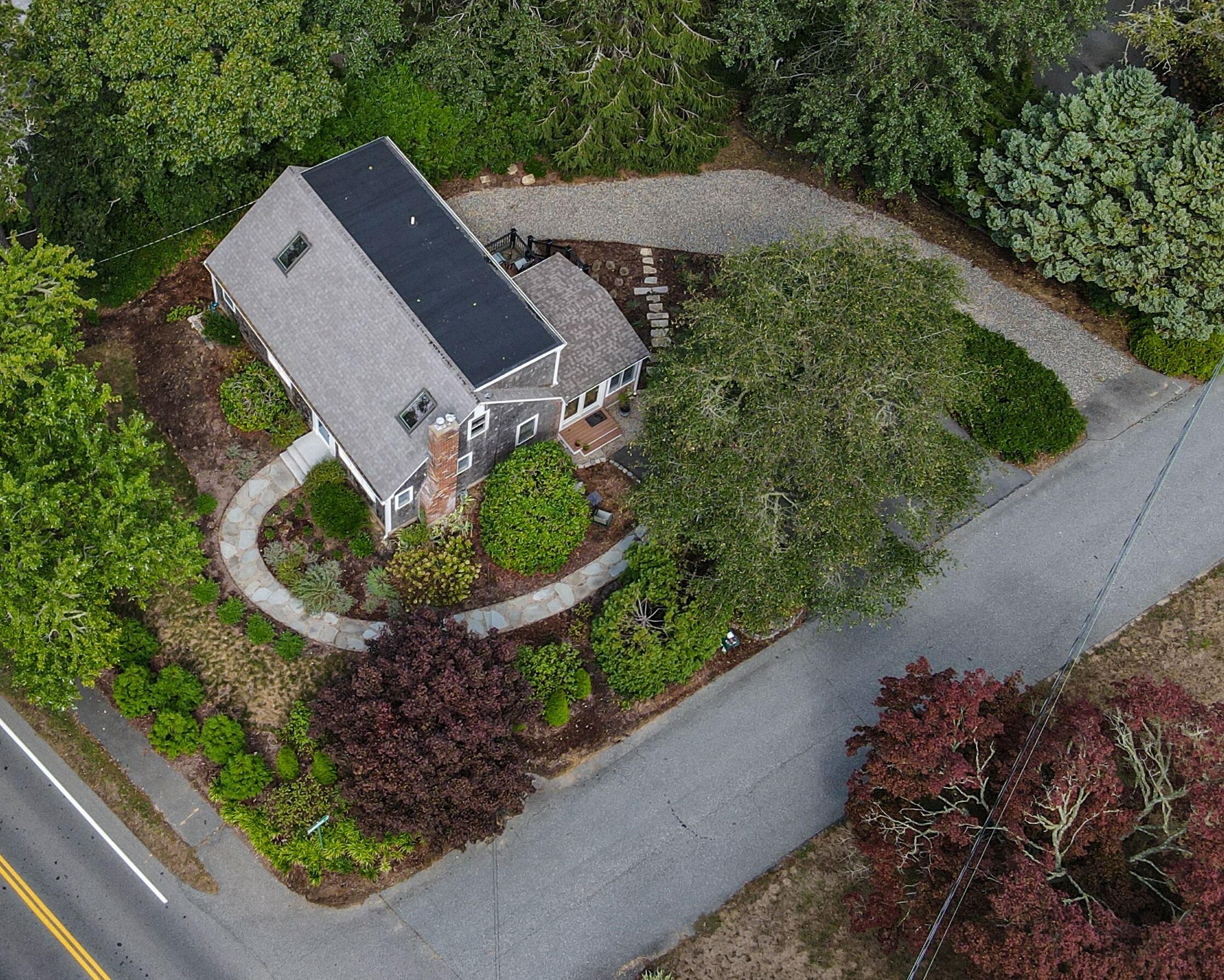 Chatham, Massachusetts 02633, United States, 4 Bedrooms Bedrooms, ,2 BathroomsBathrooms,Residential,Pending,213922