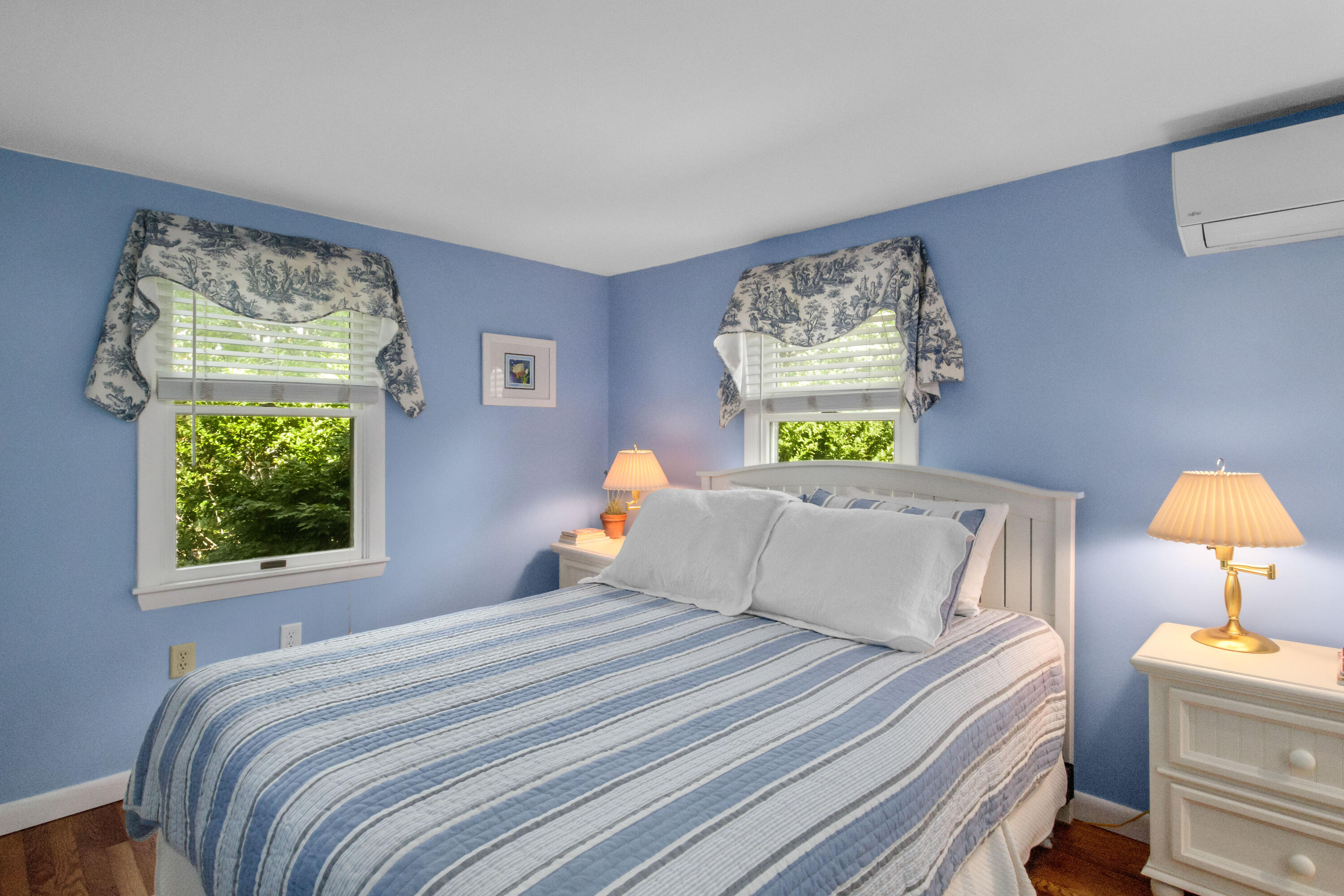 Chatham, Massachusetts 02633, United States, 4 Bedrooms Bedrooms, ,2 BathroomsBathrooms,Residential,Pending,213922