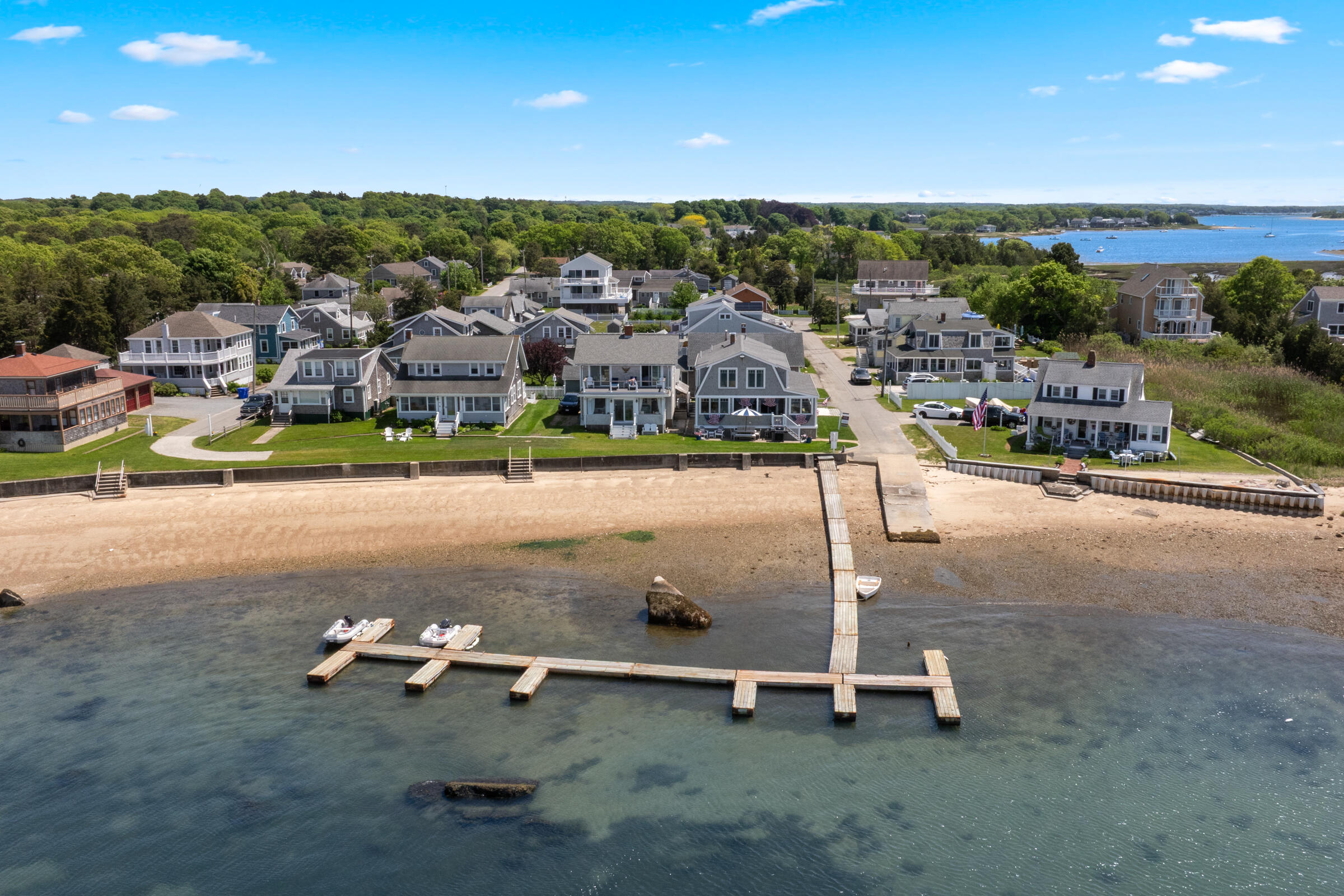 Pocasset, Massachusetts 02559, United States, 4 Bedrooms Bedrooms, ,2 BathroomsBathrooms,Residential,Active,6904