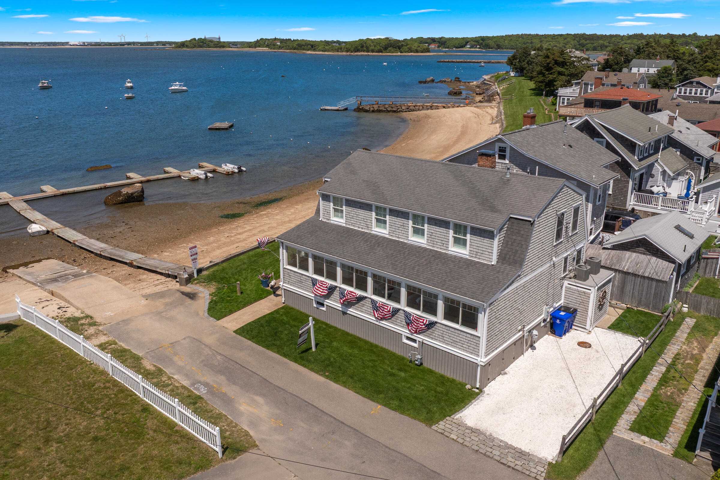 Pocasset, Massachusetts 02559, United States, 4 Bedrooms Bedrooms, ,2 BathroomsBathrooms,Residential,Active,6904