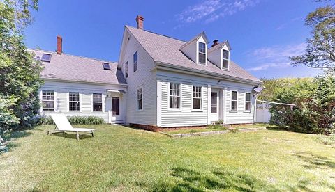 Multi Family in Provincetown MA 289 Bradford Street.jpg