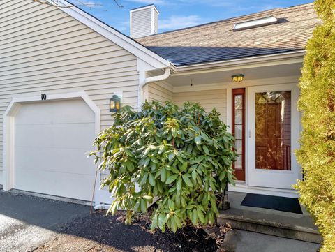 Photo of 10 Kettle Lane, Mashpee, MA 02649 (MLS # 22505912)