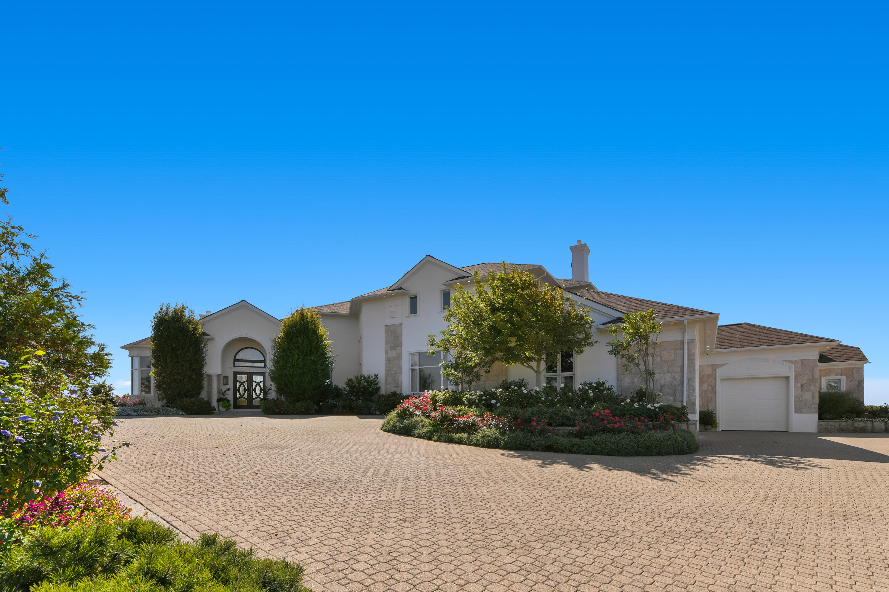 West Yarmouth, Massachusetts 02673, United States, 4 Bedrooms Bedrooms, ,6 BathroomsBathrooms,Residential,Active,43609