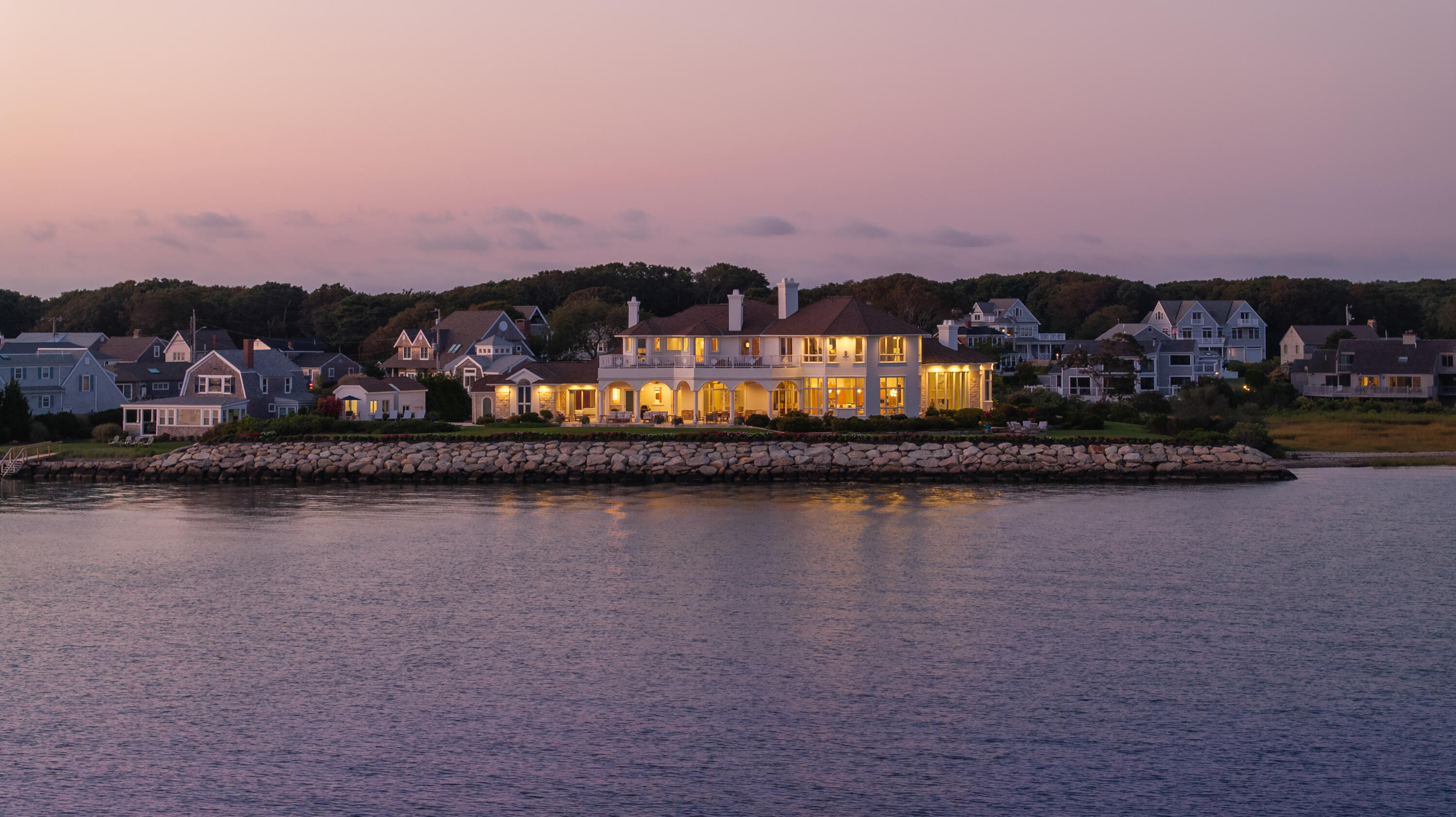 West Yarmouth, Massachusetts 02673, United States, 4 Bedrooms Bedrooms, ,6 BathroomsBathrooms,Residential,Active,43609