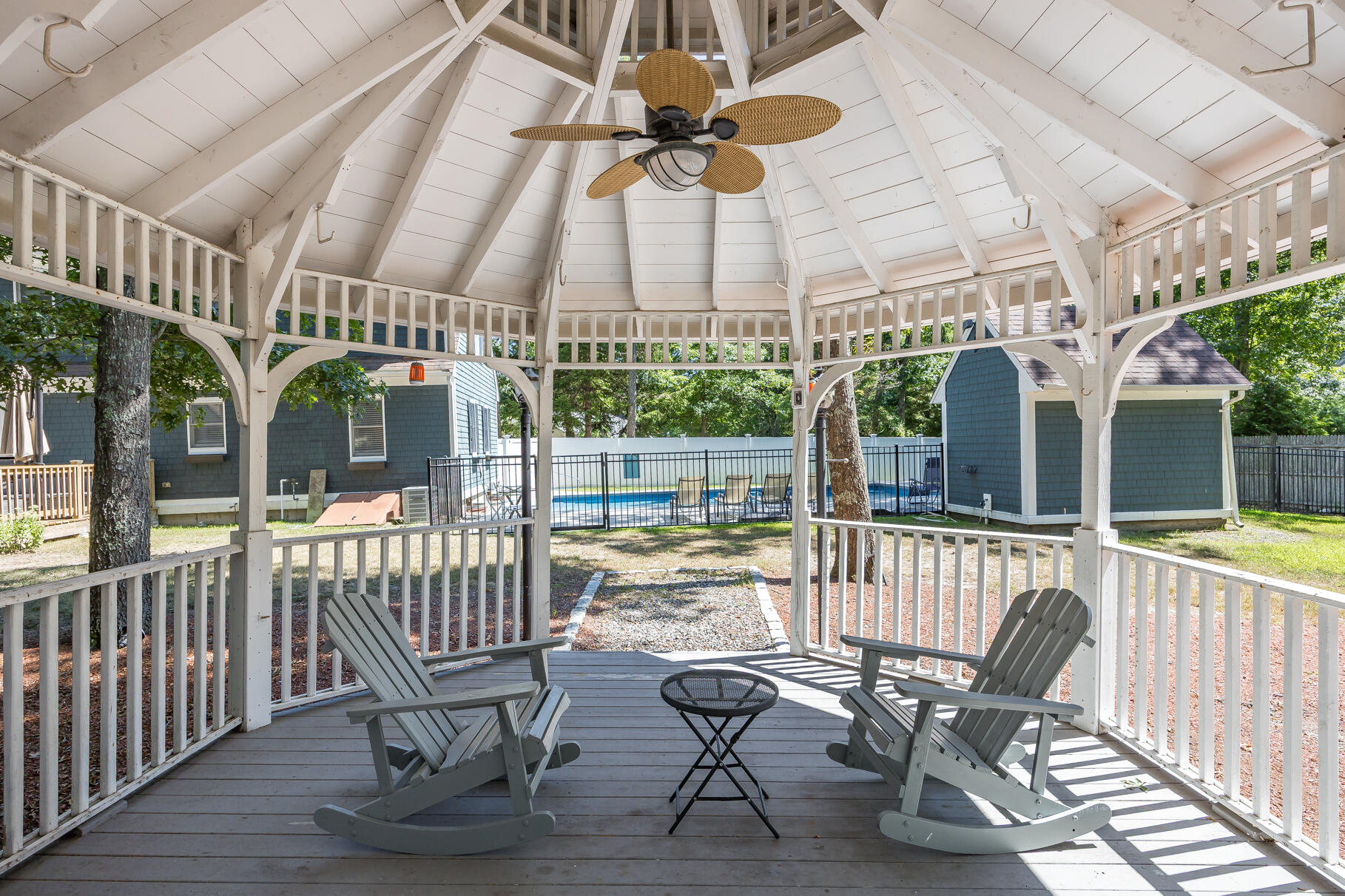 Osterville, Massachusetts 02655, United States, 3 Bedrooms Bedrooms, ,2 BathroomsBathrooms,Residential,Active,205086