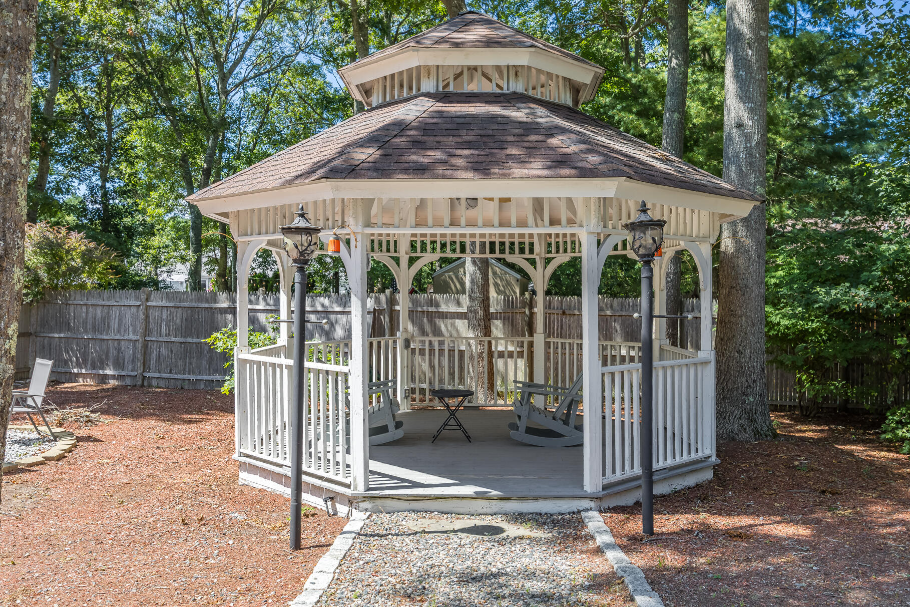 Osterville, Massachusetts 02655, United States, 3 Bedrooms Bedrooms, ,2 BathroomsBathrooms,Residential,Active,205086