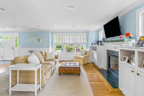 Townhouse in East Falmouth MA 17 Mill Farm Way 9.jpg