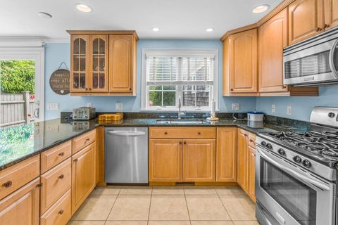 Townhouse in East Falmouth MA 17 Mill Farm Way 17.jpg