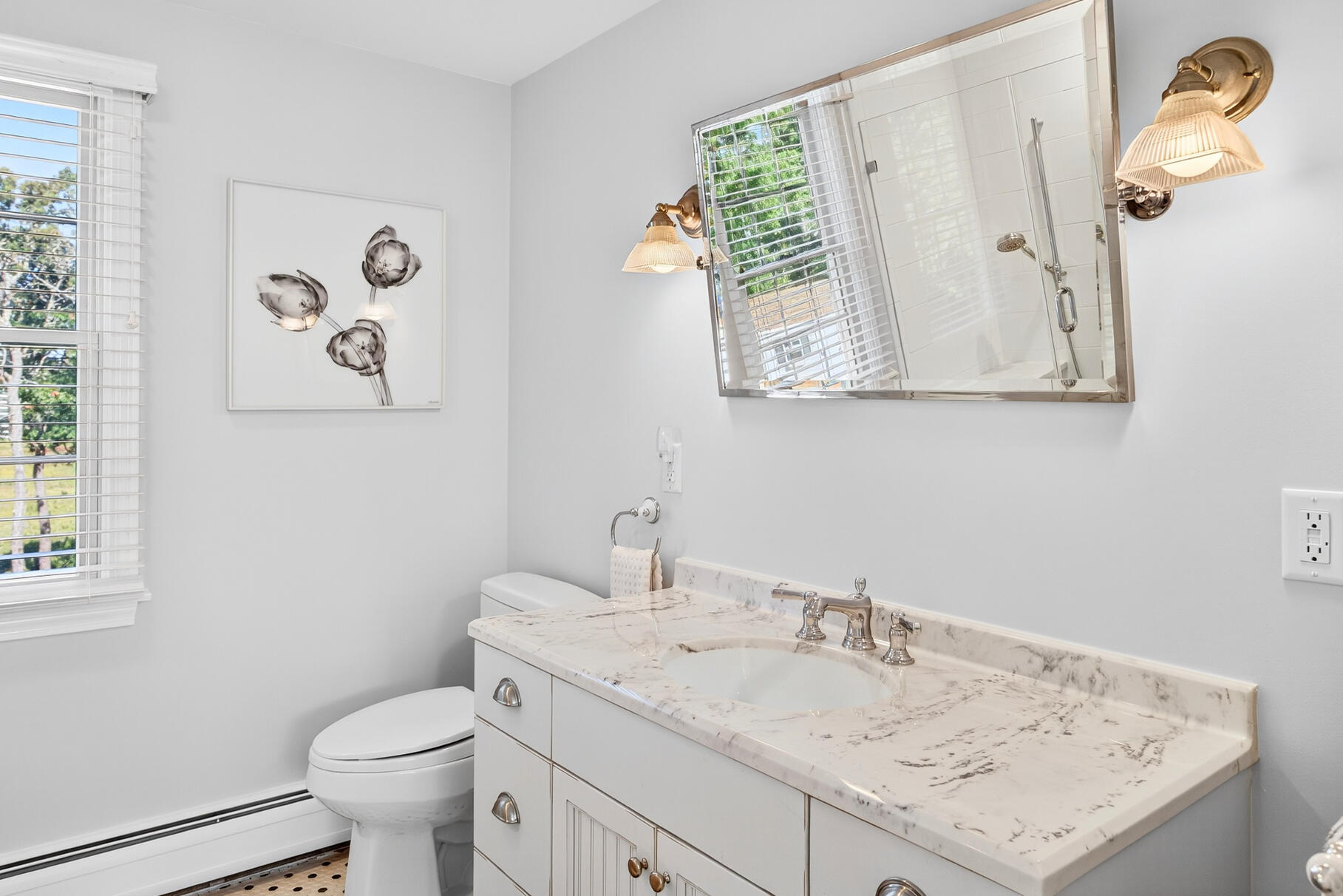 Chatham, Massachusetts 02633, United States, 4 Bedrooms Bedrooms, ,5 BathroomsBathrooms,Residential,Active,209049