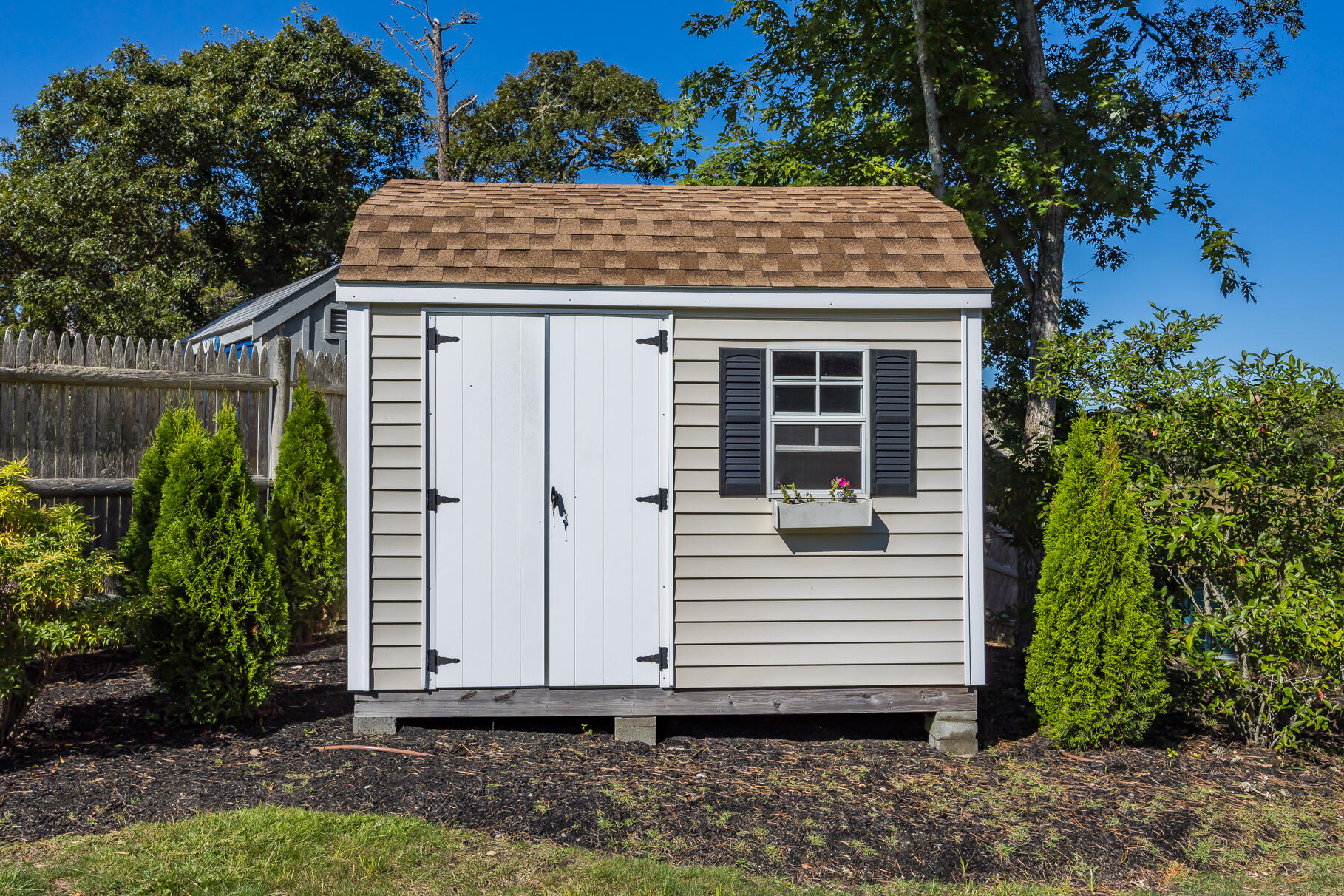 Chatham, Massachusetts 02633, United States, 4 Bedrooms Bedrooms, ,5 BathroomsBathrooms,Residential,Active,209049