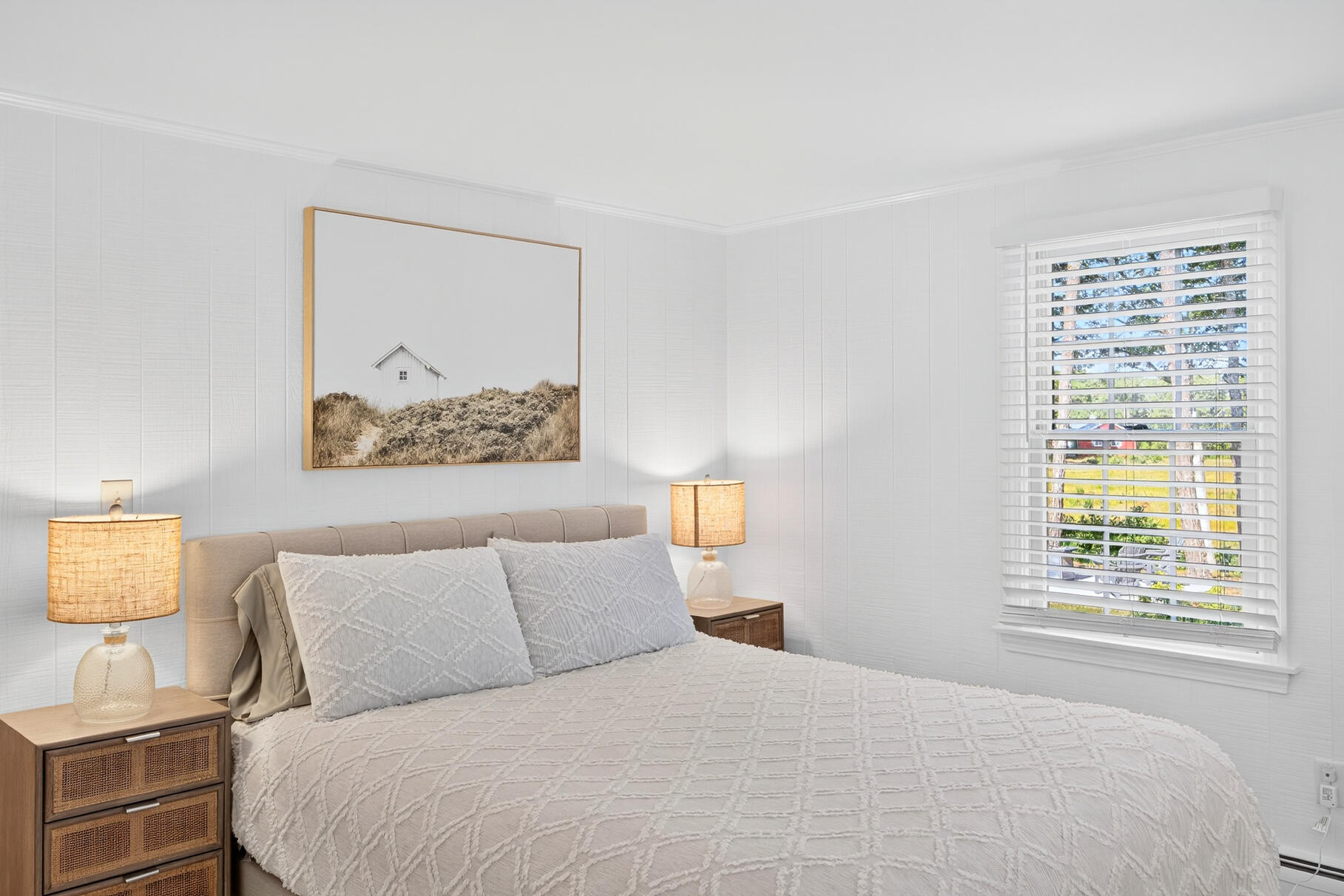 Chatham, Massachusetts 02633, United States, 4 Bedrooms Bedrooms, ,5 BathroomsBathrooms,Residential,Active,209049