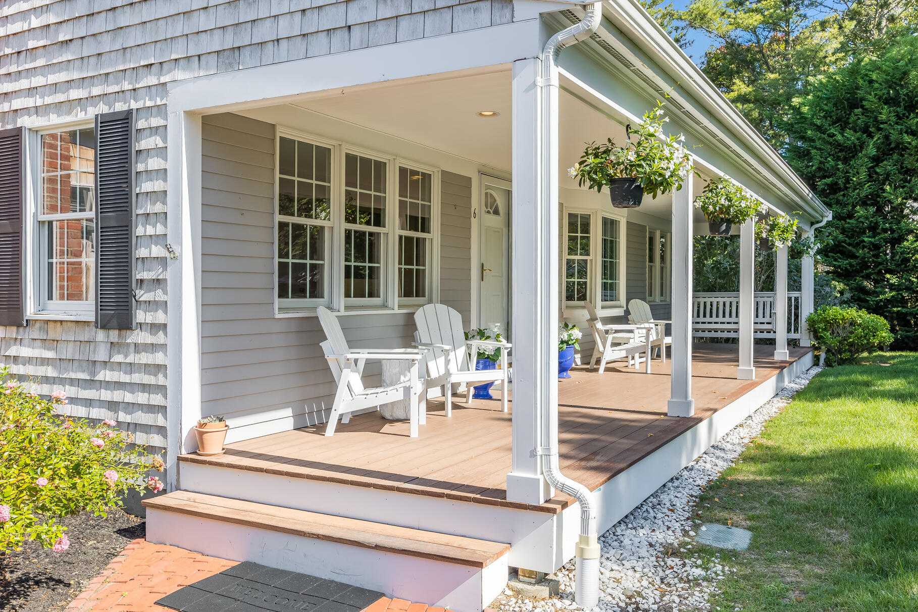 Chatham, Massachusetts 02633, United States, 4 Bedrooms Bedrooms, ,5 BathroomsBathrooms,Residential,Active,209049