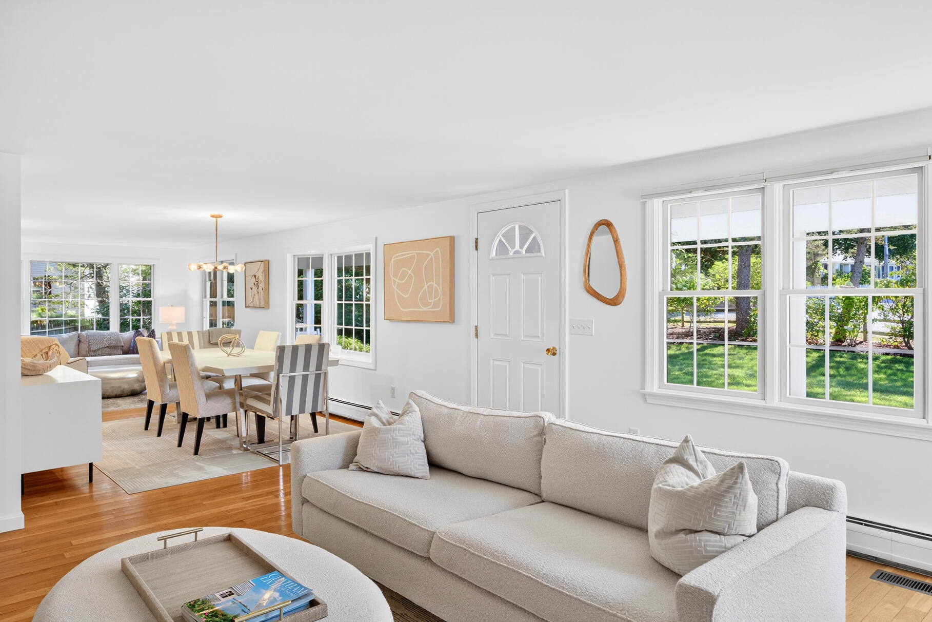 Chatham, Massachusetts 02633, United States, 4 Bedrooms Bedrooms, ,5 BathroomsBathrooms,Residential,Active,209049