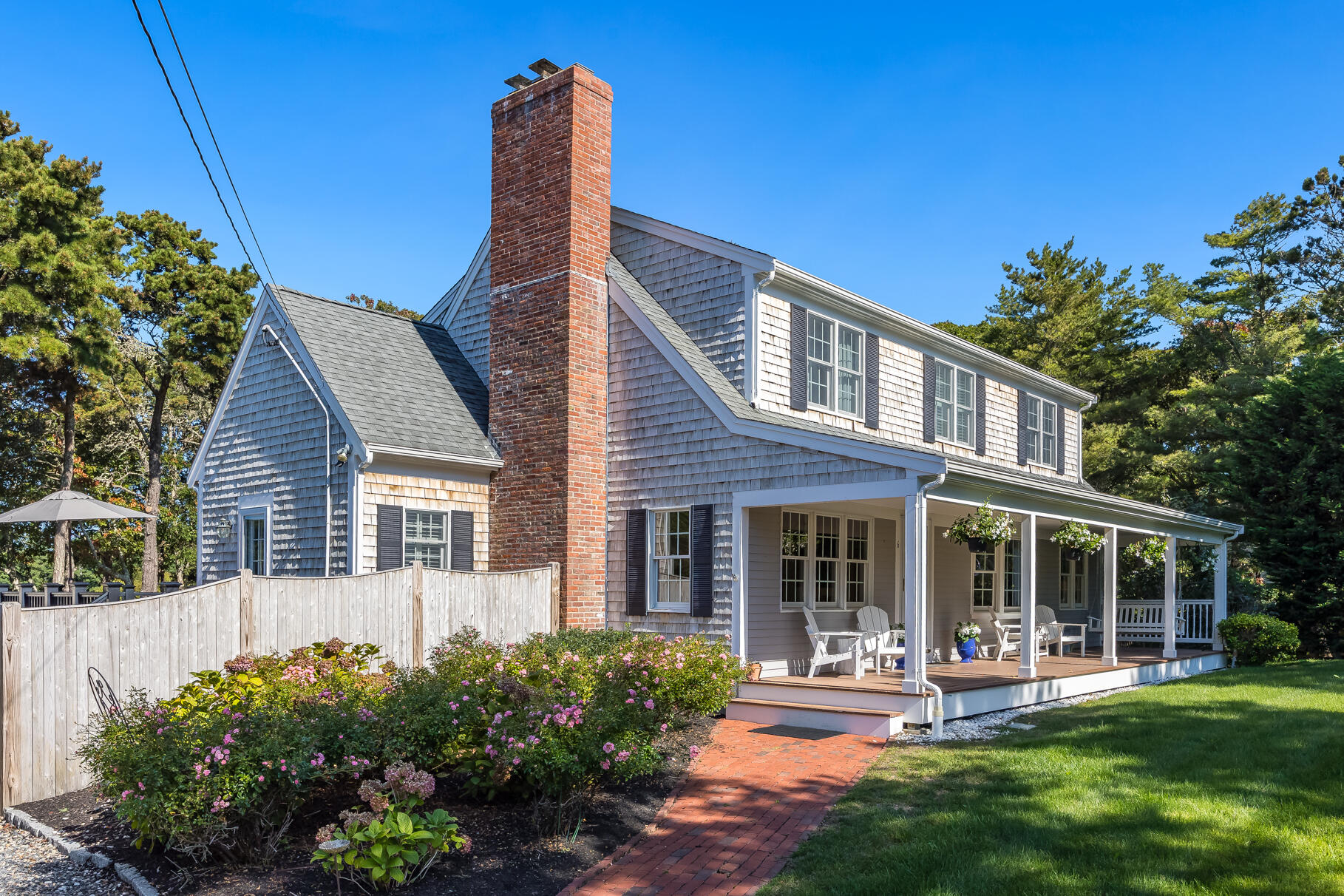 Chatham, Massachusetts 02633, United States, 4 Bedrooms Bedrooms, ,5 BathroomsBathrooms,Residential,Active,209049