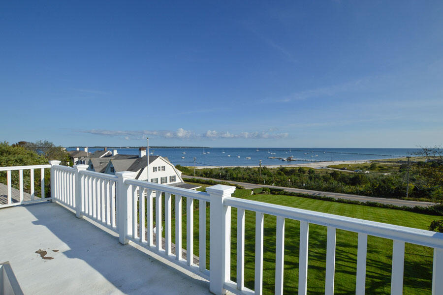 Hyannis Port, Massachusetts 02647, United States, 8 Bedrooms Bedrooms, ,6 BathroomsBathrooms,Residential,Active,232860