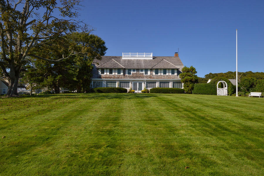 Hyannis Port, Massachusetts 02647, United States, 8 Bedrooms Bedrooms, ,6 BathroomsBathrooms,Residential,Active,232860