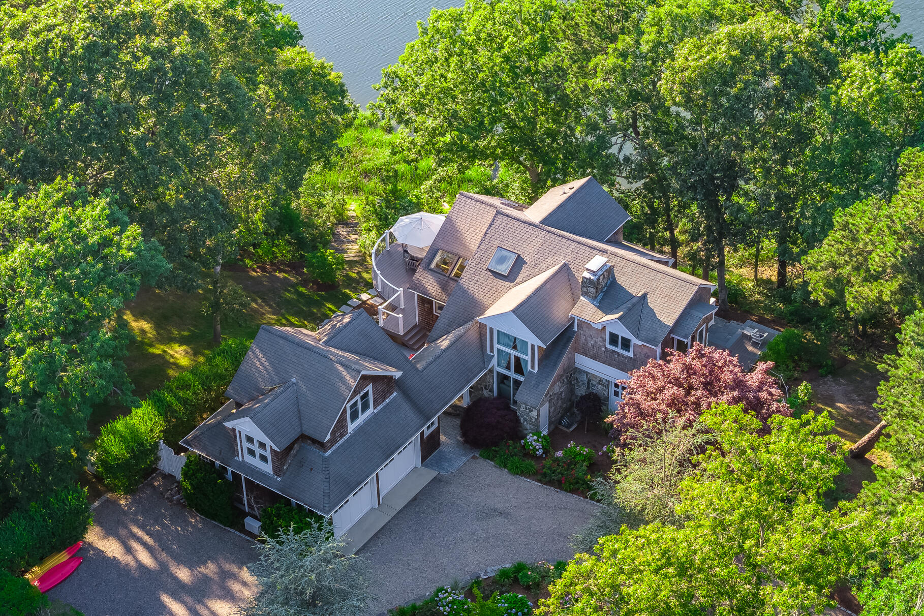 Orleans, Massachusetts 02653, United States, 4 Bedrooms Bedrooms, ,3 BathroomsBathrooms,Residential,Active,172362