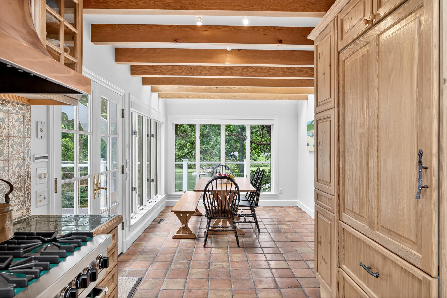 Orleans, Massachusetts 02653, United States, 4 Bedrooms Bedrooms, ,3 BathroomsBathrooms,Residential,Active,172362