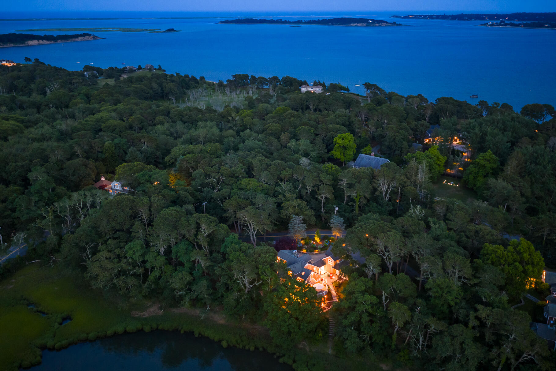 Orleans, Massachusetts 02653, United States, 4 Bedrooms Bedrooms, ,3 BathroomsBathrooms,Residential,Active,172362