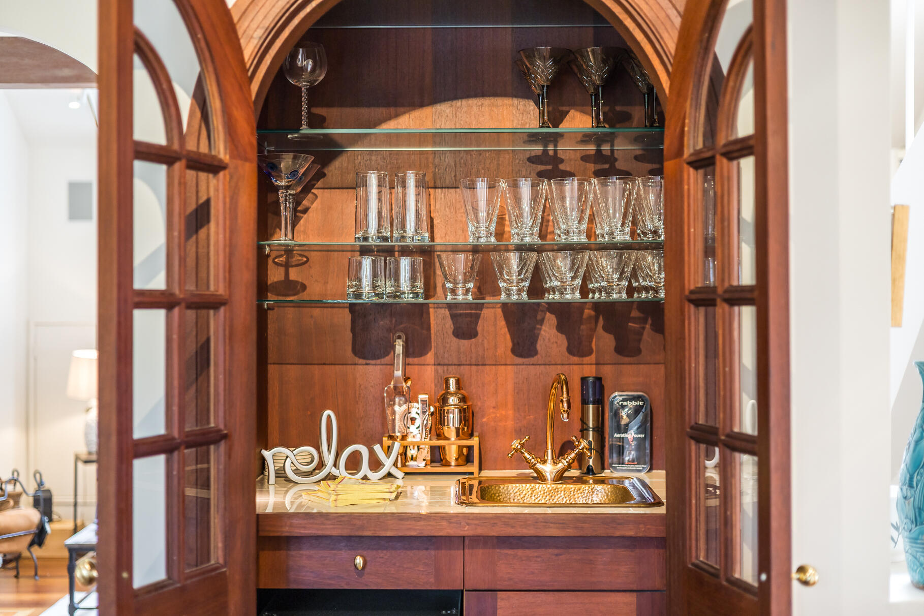 Orleans, Massachusetts 02653, United States, 4 Bedrooms Bedrooms, ,3 BathroomsBathrooms,Residential,Active,172362