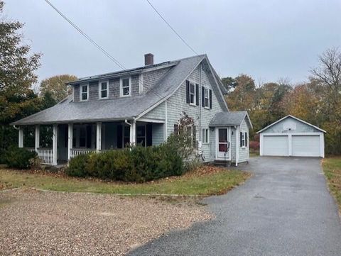 Photo of 666 Main Street, Harwich, MA 02645 (MLS # 22505897)
