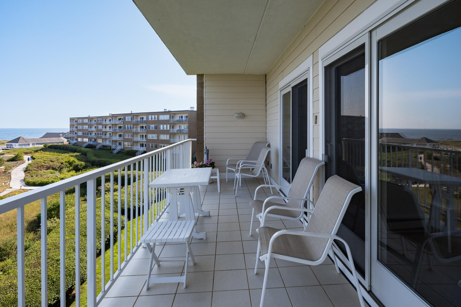 West Harwich, Massachusetts 02671, United States, 2 Bedrooms Bedrooms, ,2 BathroomsBathrooms,Residential,Active,191874