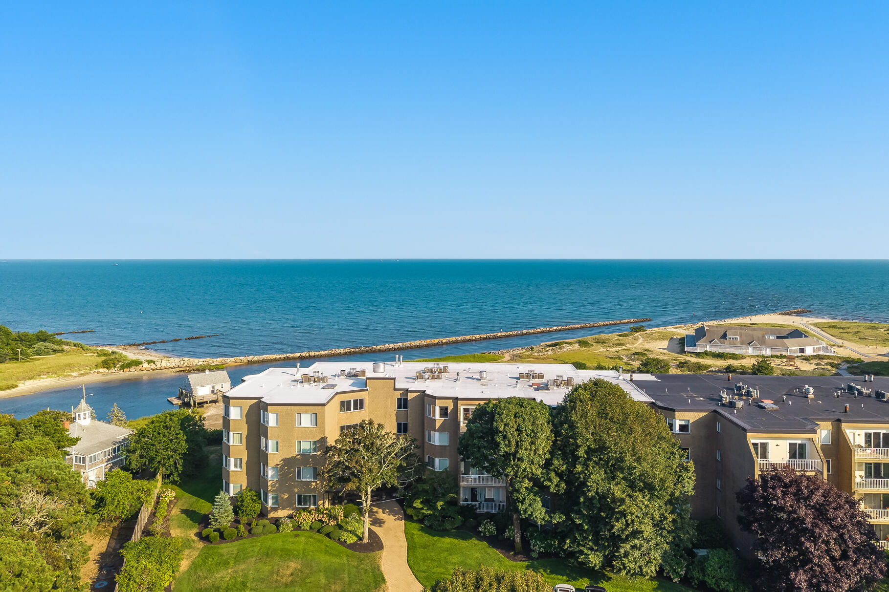 West Harwich, Massachusetts 02671, United States, 2 Bedrooms Bedrooms, ,2 BathroomsBathrooms,Residential,Active,191874