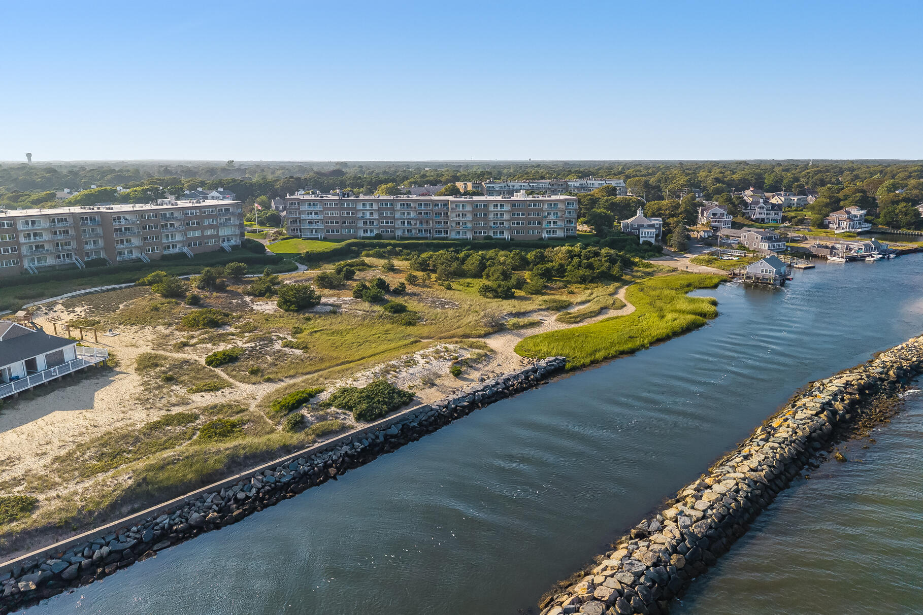 West Harwich, Massachusetts 02671, United States, 2 Bedrooms Bedrooms, ,2 BathroomsBathrooms,Residential,Active,191874
