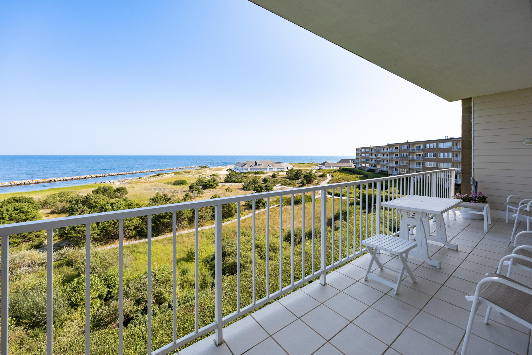 West Harwich, Massachusetts 02671, United States, 2 Bedrooms Bedrooms, ,2 BathroomsBathrooms,Residential,Active,191874