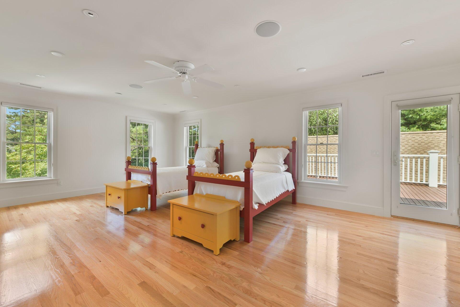 Marstons Mills, Massachusetts 02648, United States, 4 Bedrooms Bedrooms, ,5 BathroomsBathrooms,Residential,Active,195353