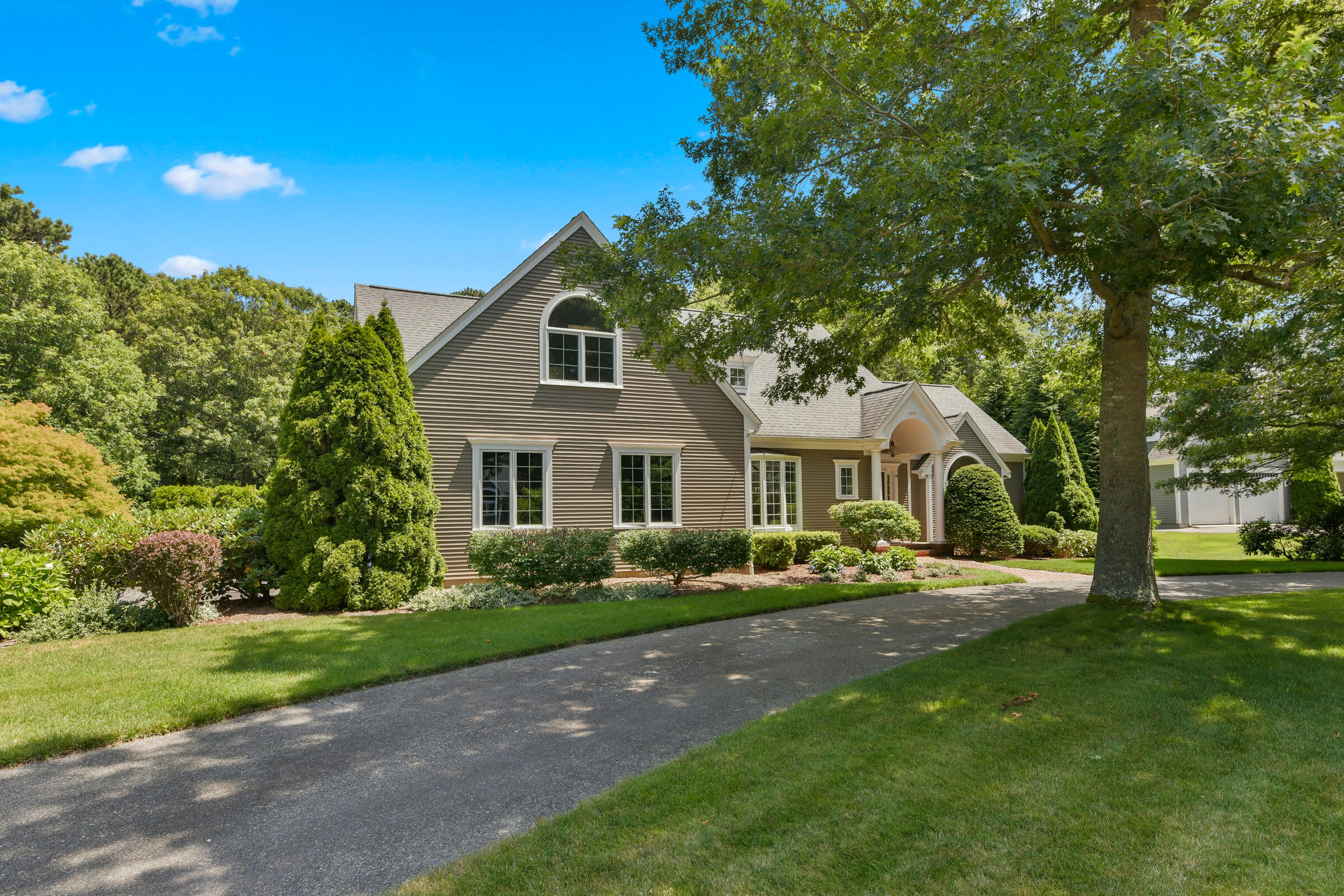 Marstons Mills, Massachusetts 02648, United States, 4 Bedrooms Bedrooms, ,3 BathroomsBathrooms,Residential,Pending,179782