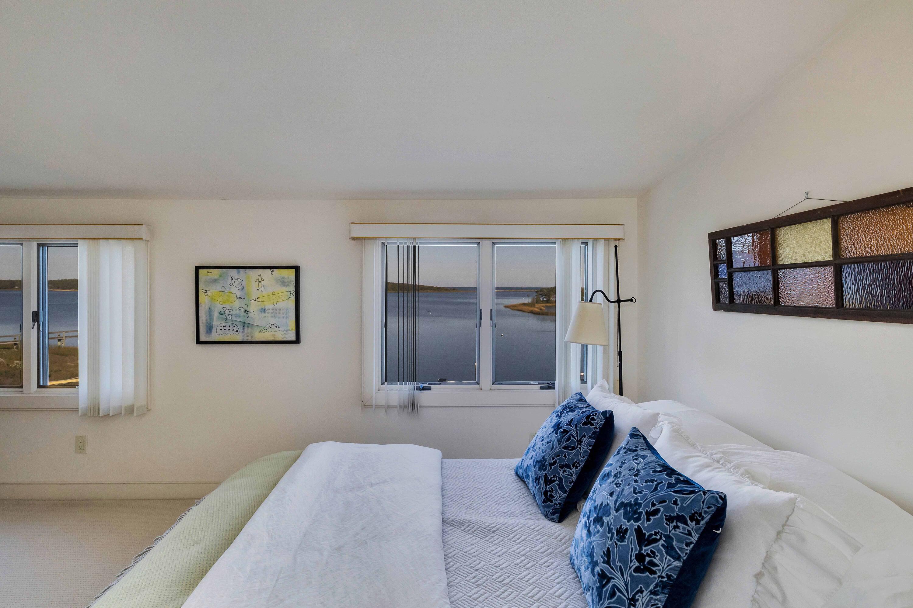 Mashpee, Massachusetts 02649, United States, 5 Bedrooms Bedrooms, ,5 BathroomsBathrooms,Residential,Active,115274